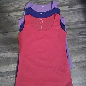 Very light weight great for spring/summer weather